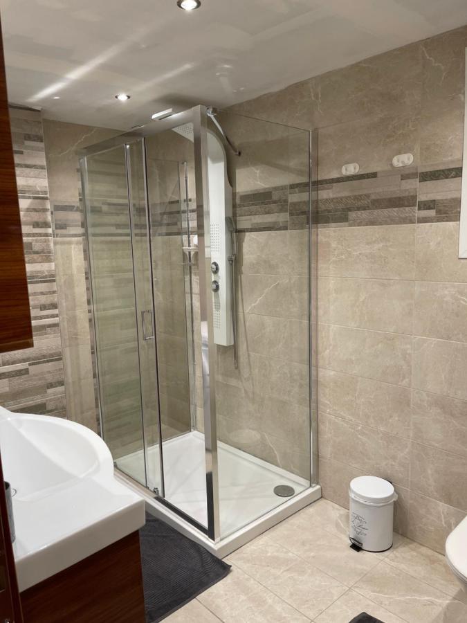 Luxury With Sauna And Free Parking Near Acropolis Афины Экстерьер фото